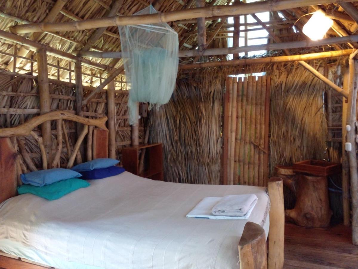 El Bamboo Cabins Balgue Esterno foto
