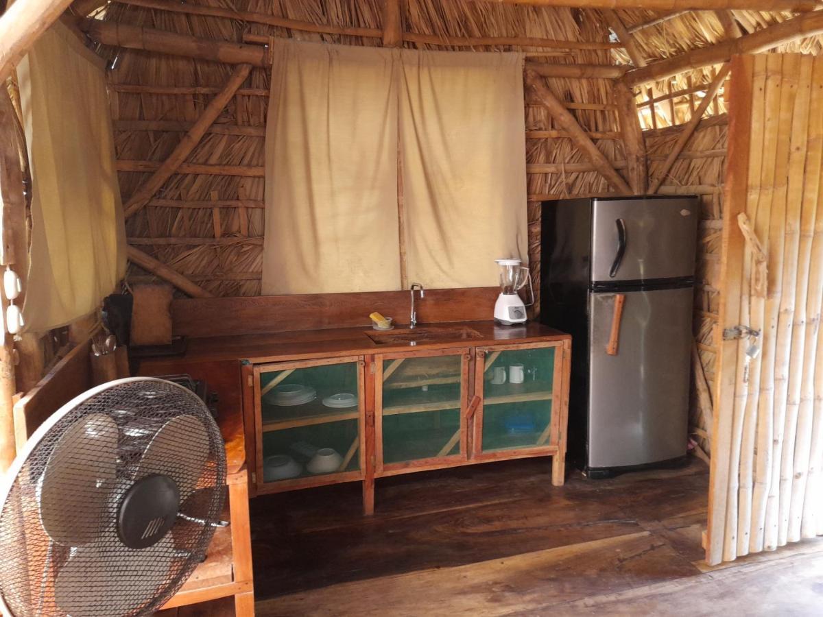 El Bamboo Cabins Balgue Esterno foto